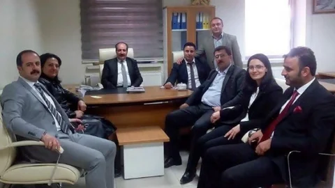 AK Parti'den Eğitim İçin Kitap Kampanyası