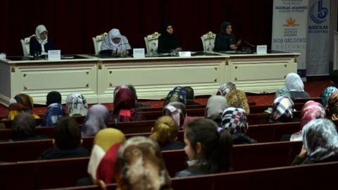 Bağcılar'da Kadın Başkanlar Paneli