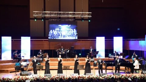 İzmir'de Öğrenciler İçin Konser Düzenlendi