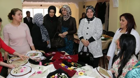 Hakkâri'de Aile Destek Merkezi Ziyareti