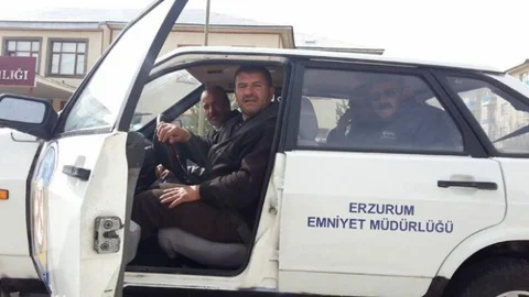 Aşkale'de Emniyet Kemeri Gösterisi