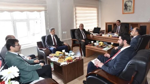 Ahlat'ta İlçe Müftüleri Buluştu