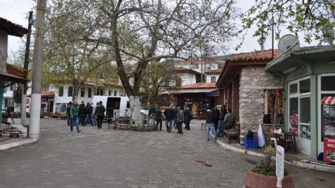 Su Kutlu Diziden Çıkarıldı