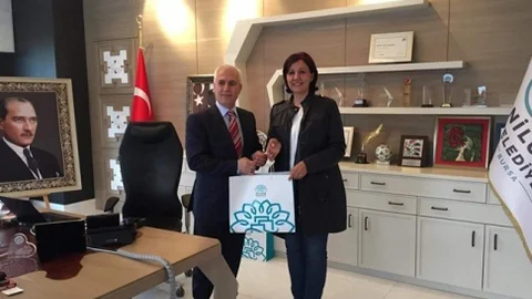 Ziyaretler ve Ağaç Hediyeleri