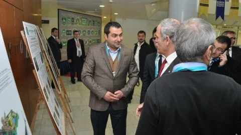 Bursa'da Kent Konseyleri Sempozyumu Başladı