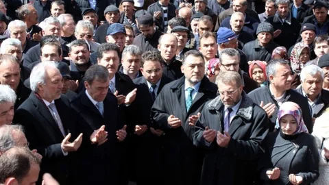 Kütahya'da AK Parti İrtibat Bürosu Açıldı