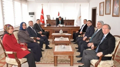 Kütahya'da AK Parti Adayları Ziyaret Gerçekleştirdi