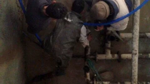 Demirci'de Su Depoları Temizleniyor