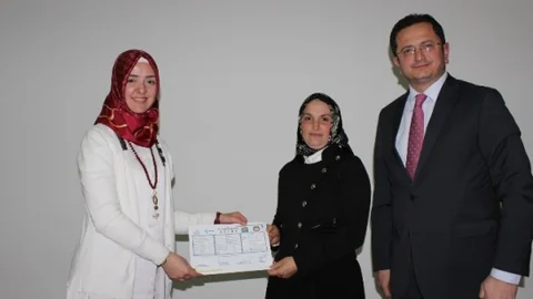 Kalifiye Eleman Belgelerini Aldılar