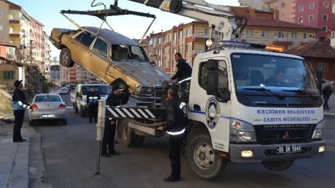 Keçiören'de Hurda Araçlar Kaldırılıyor