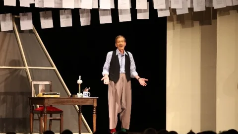 Ferhangi Şeyler Yenimahalle'de Sahnelendi