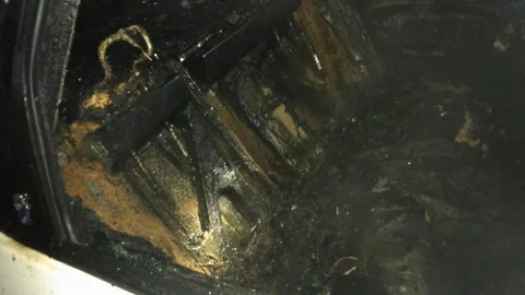 Şanlıurfa'da Park Halindeki Araç Yandı