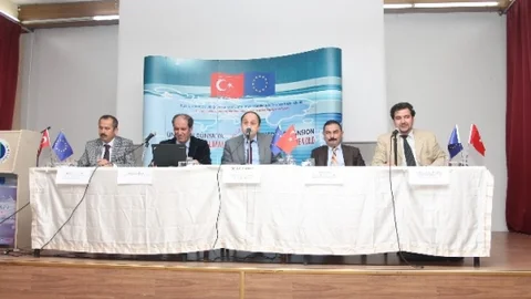 Yerel Medya Forumunda Çözüm Arayışları