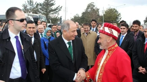 AK Parti Adaylarına Mehteranlı Karşılama