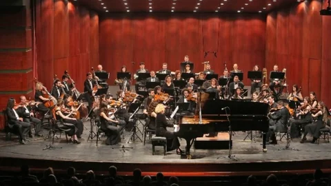 Eskişehir Senfoni Orkestrası Konseri Gerçekleşti