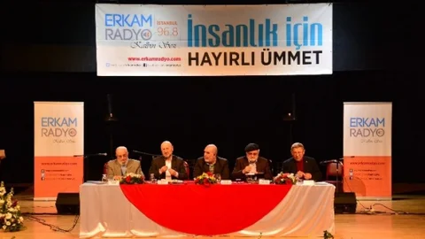 Kütahya'da Hayırlı Ümmet Paneli Yapıldı