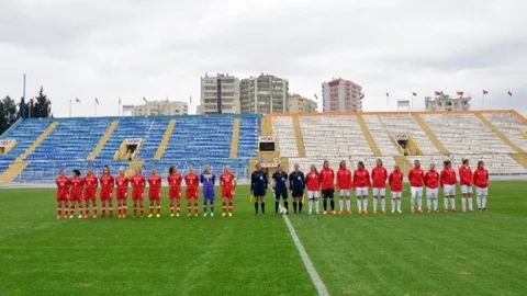 İsviçre, Adana'da Sırbistan'ı Yenildi