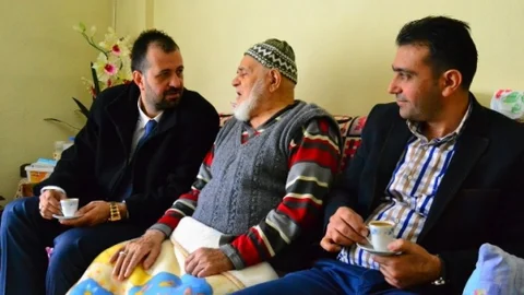 Yunusemre'de Yaşlı Çifte Ziyaret