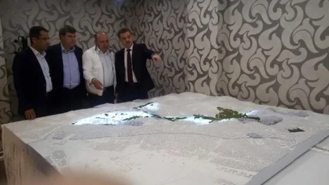 Yunusemre Belediyesi'nden Kentsel Dönüşüm İncelemesi