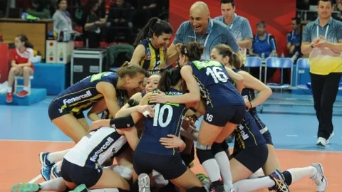 Fenerbahçe Voleybol Takımı Finalde