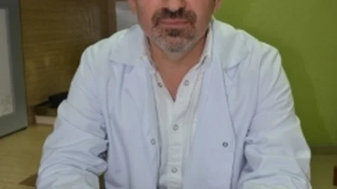 Bursa'da Diz Ağrılarına Çözüm Sağlayan Total Diz Protezi