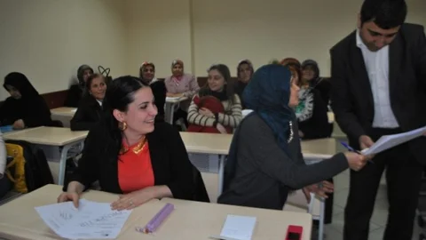 Bağcılar'da Kadın Girişimcilere Destek Kursu