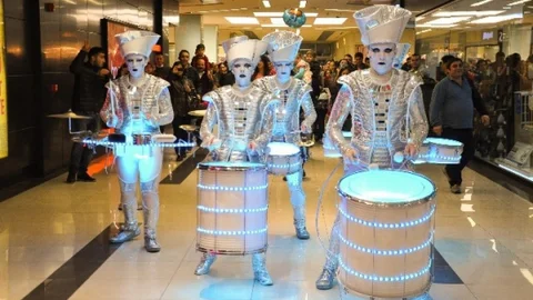 Ankara'da Işıklı Davul Gösterisi