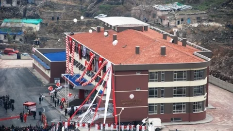 Esenyurt'a Yeni Okul Yapılıyor