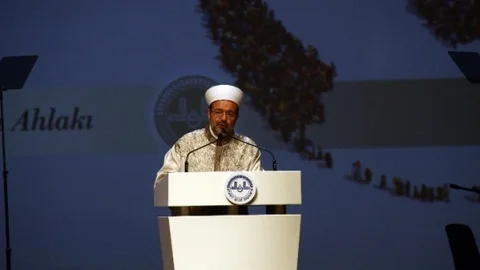 Mehmet Görmez İslam'a Seslendi