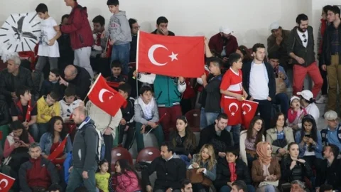 Kuzey Kore Buz Hokeyinde Galip Geldi