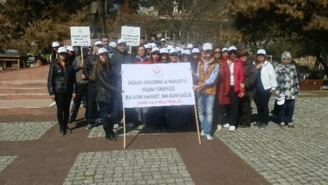 Gelibolu'da Sağlıklı Yaşam Yürüyüşü