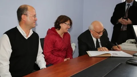 Bakan Avcı ve Vali Coş Nikah Şahidi Oldu