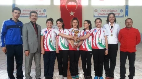 Karşıyaka'da Badminton ve Cimnastik Şampiyonu