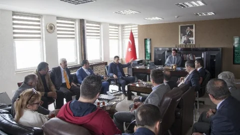 Minik Eller Üşümesin Kampanyası Bitlis'te