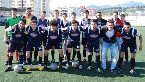 Kardeşköyspor Ligi Galibiyetle Tamamladı