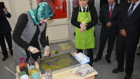 Kulu'da Ebru Sanatı Sergisi Açıldı