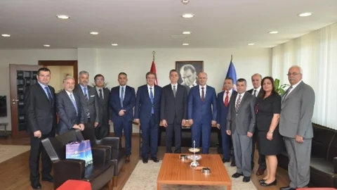 Tunus Büyükelçisi Mersin Üniversitesi'ni Ziyaret Etti