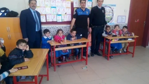 Yunak'ta Öğrencilerle Polis Buluşması