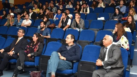 Mersin'de Medya Semineri Düzenlendi