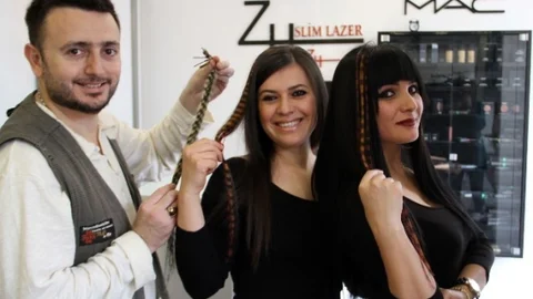 Renkli Saç Modası Yükseliyor