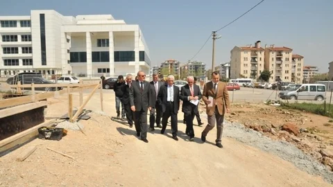 Denizli'de Özel Eğitim Merkezi Devam Ediyor