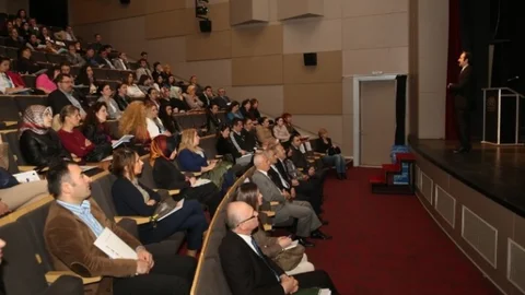 Nilüfer'de Öğretmenlere Geri Dönüşüm Eğitimi Verildi