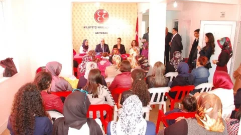 Esma Gündüz MHP Kadın Kolları Başkanı Oldu