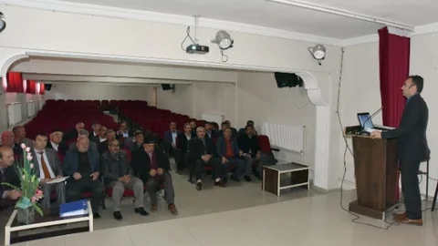Ahlat'ta Tarım Arazileri Bilgilendirmesi