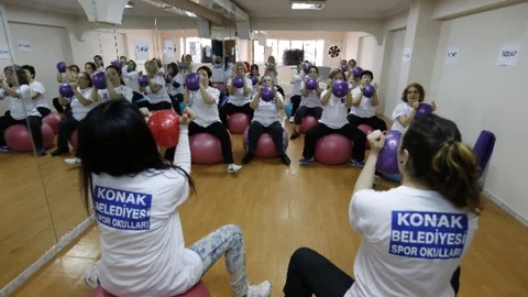 Konaklı Kadınlar Sporla Rahatlıyor