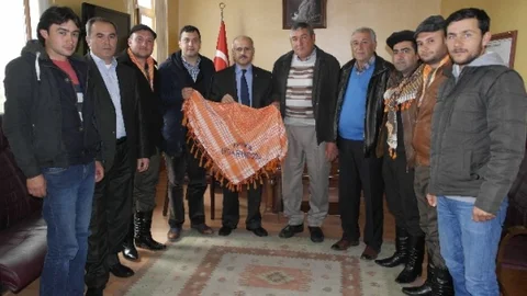 Salihli'de Deve Sahipleri Derneği Kuruldu