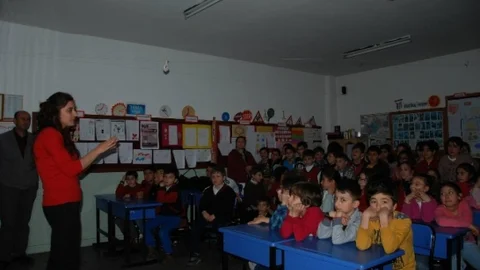 Niksar'da Öğrencilere Geri Dönüşüm Eğitimi