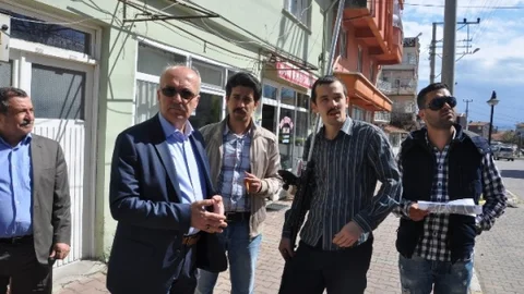 Dursunbey'de Elektrik Telleri Yer Altına Alınıyor