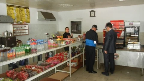 Edremit'te Okul Kantinleri Denetleniyor