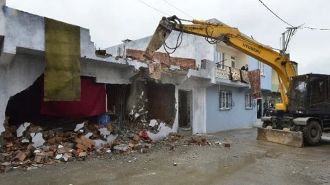 Yıldırım'da Kaçak Yapılara Son Veriliyor